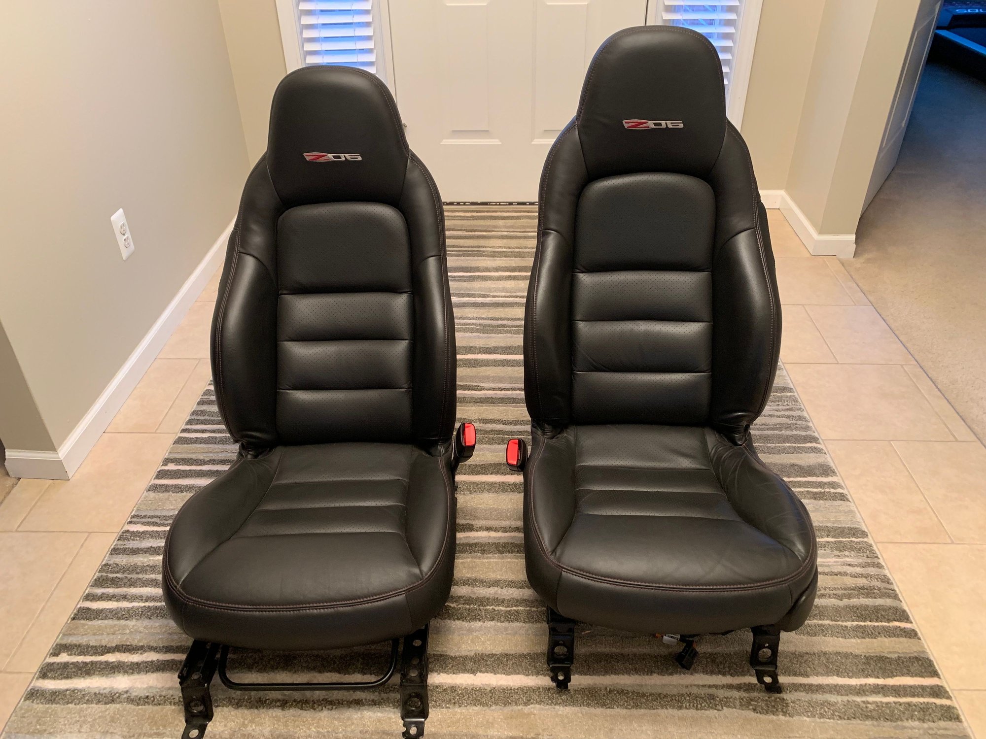 FS (For Sale) C6 Z06 seats, heated, ebony CorvetteForum Chevrolet