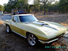 Yellow Corvette 011