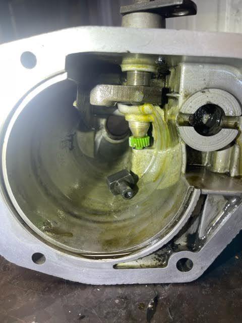 Reverse went out so they sent me a picture of the trans interior, here you can see green gear when I purchased the car, 10 mph above actual speed. 