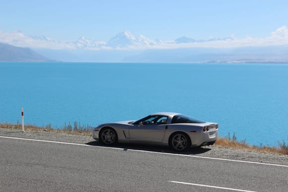 Lake Pukaki with Mount Cook in background