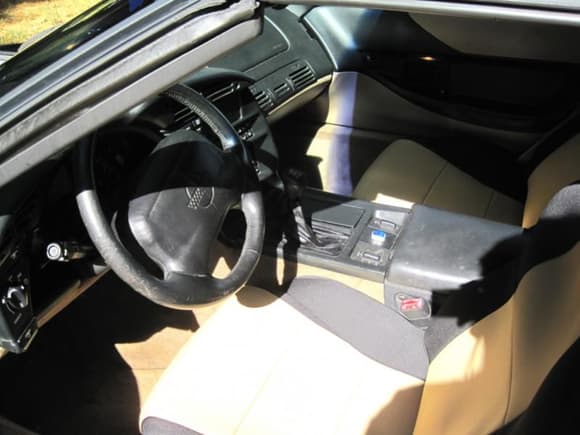 1996 Corvette interior with seat covers
