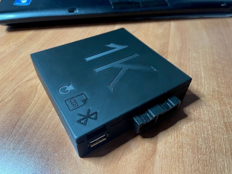 1K USB Port and SD Card Slot