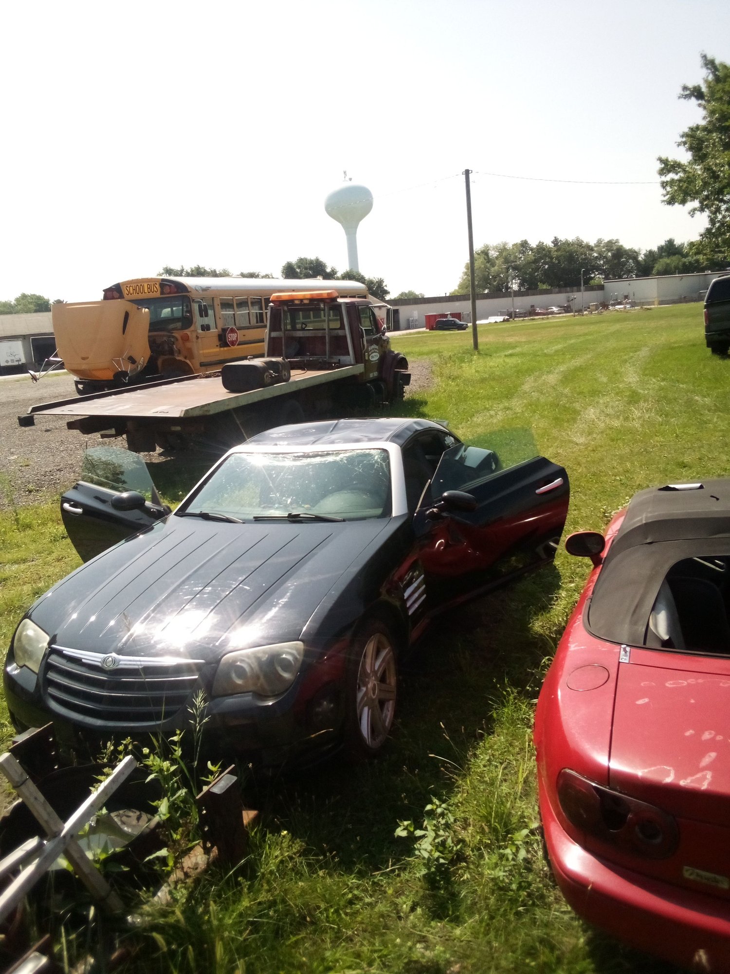 2006 Chrysler Crossfire - 2006 limited whole car or part out - Walkerton, IN 46574, United States