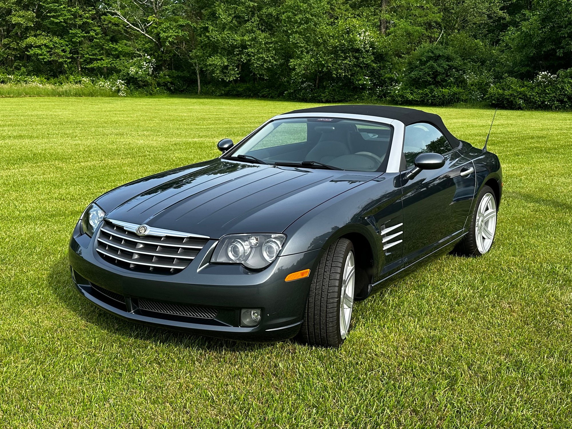 2006 Chrysler Crossfire - 2006 Crossfire Limited Roadster, 2nd owner, 7000 miles, as great as it sounds! - Used - VIN 1C3AN65L36X068308 - 6 cyl - 2WD - Manual - Convertible - Other - Smithsburg, MD 21783, United States