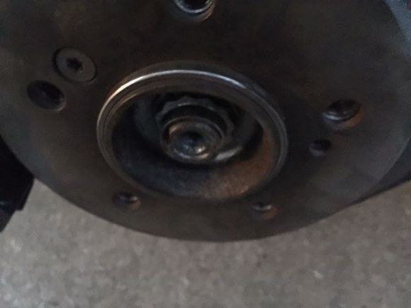 The DOUBLE lip is giving me trouble and will not sit flush BUT when I tighten the rim it does go flush. 