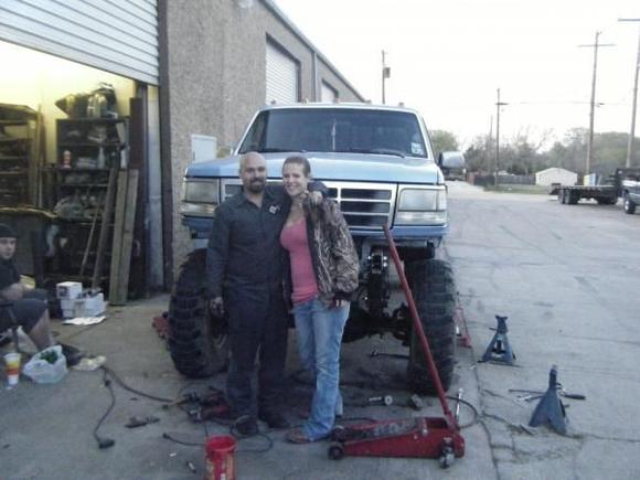 97 f350 4"superlift and 5"shackle reversal on 42" tires