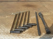 5 hand cranks for lift gate / lug wrench