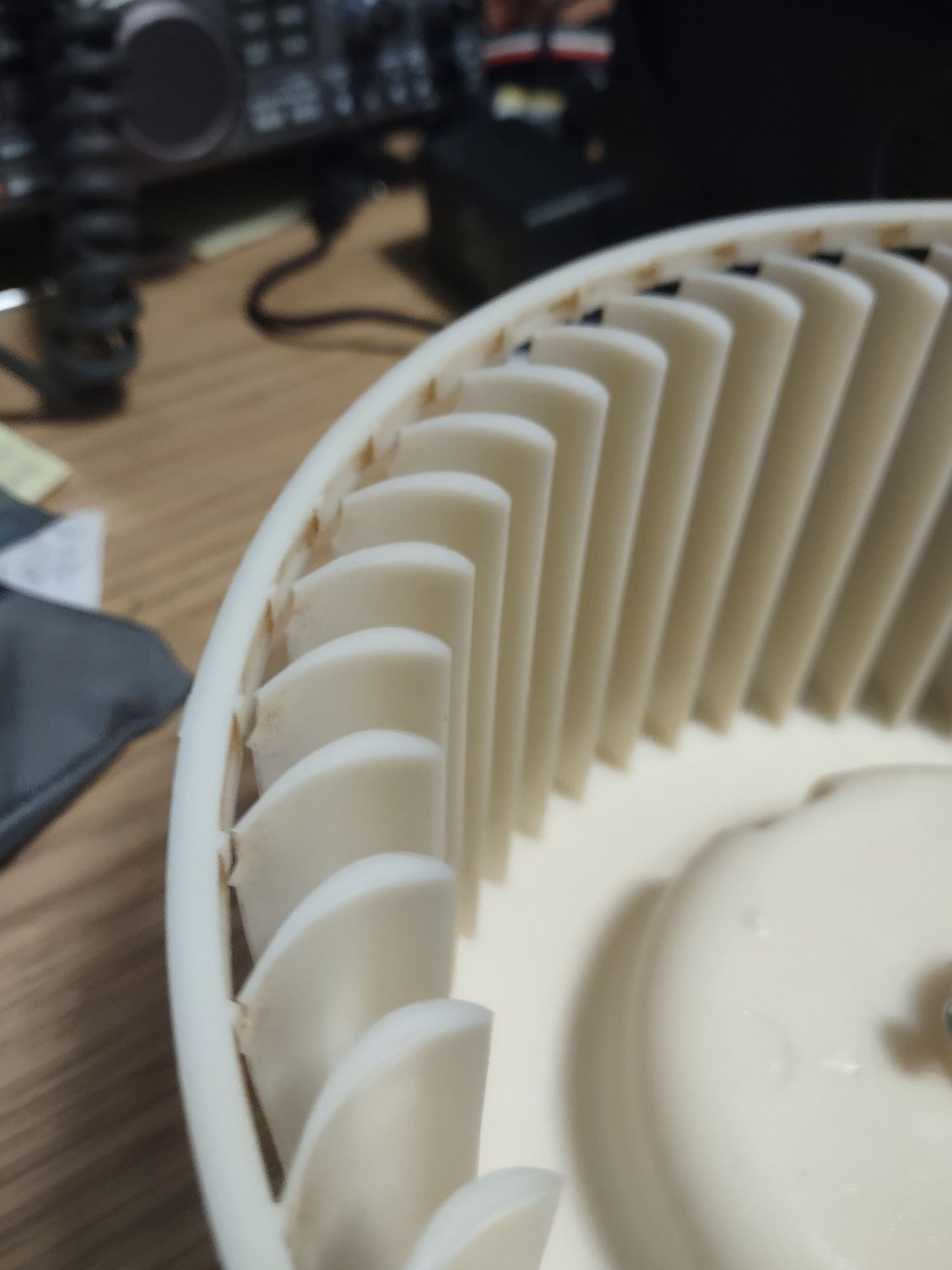 Delonghi Pac Cn120e portable Ac not blowing exhaust - DoItYourself.com