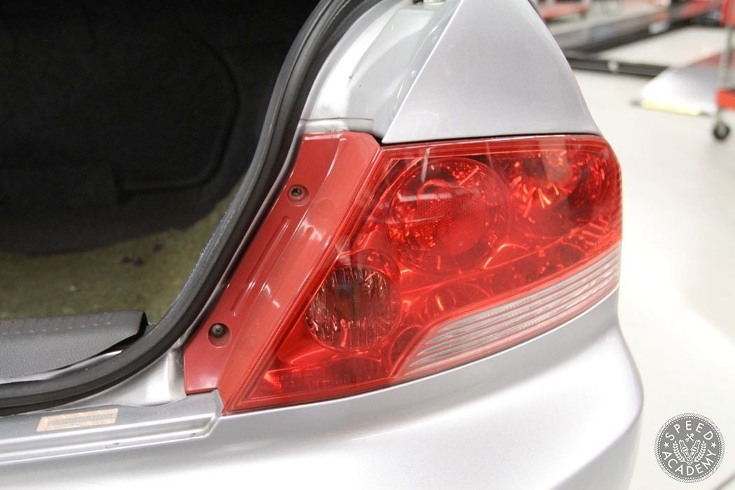 Lights - WTB OEM Evo 7 Taillights (passenger) - Used - 2003 to 2006 Mitsubishi Lancer Evolution - San Bernardino, CA 92410, United States