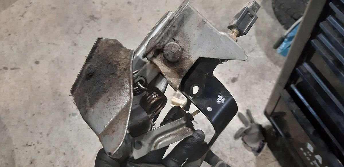 Any reinforcement ideas for the clutch pedal assembly cracking