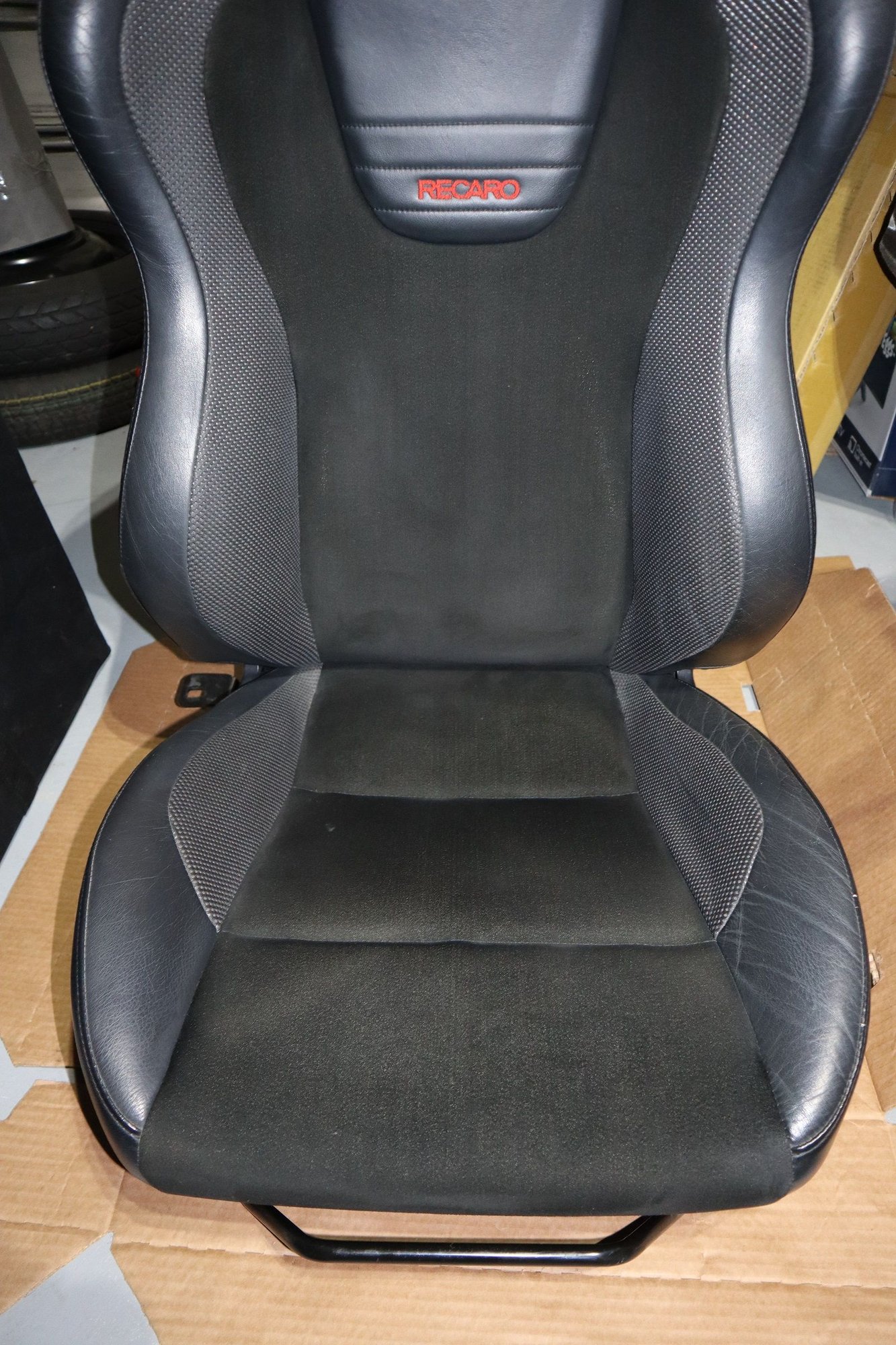 Interior/Upholstery - Evo 9 Recaros - Used - 0  All Models - Clayton, MO 63105, United States
