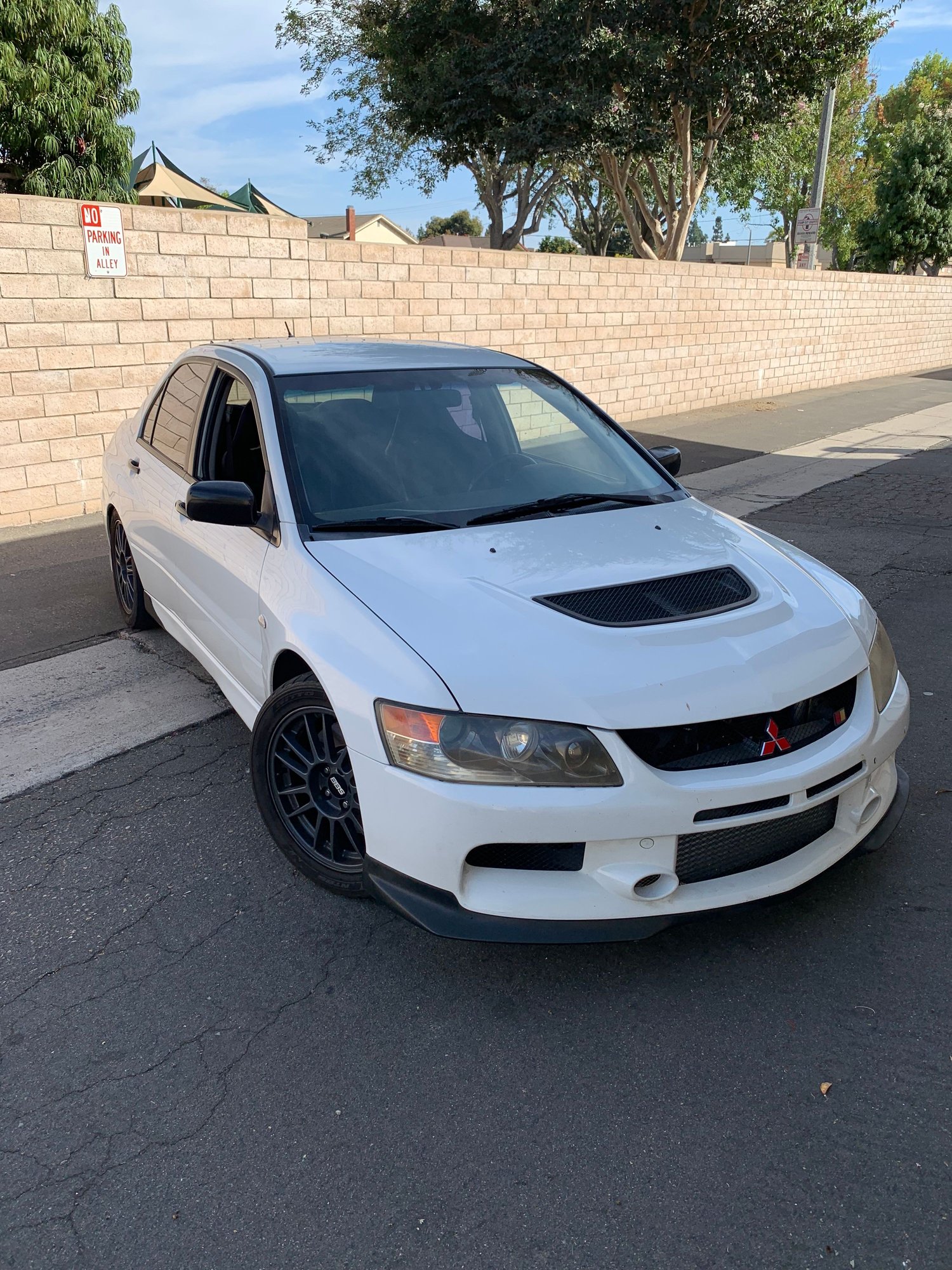 2006 Mitsubishi Lancer Evolution - Ww ix rs - Used - VIN JA3AH36C16U059218 - 99,700 Miles - 4 cyl - AWD - Manual - Sedan - White - Orange County, CA 92708, United States