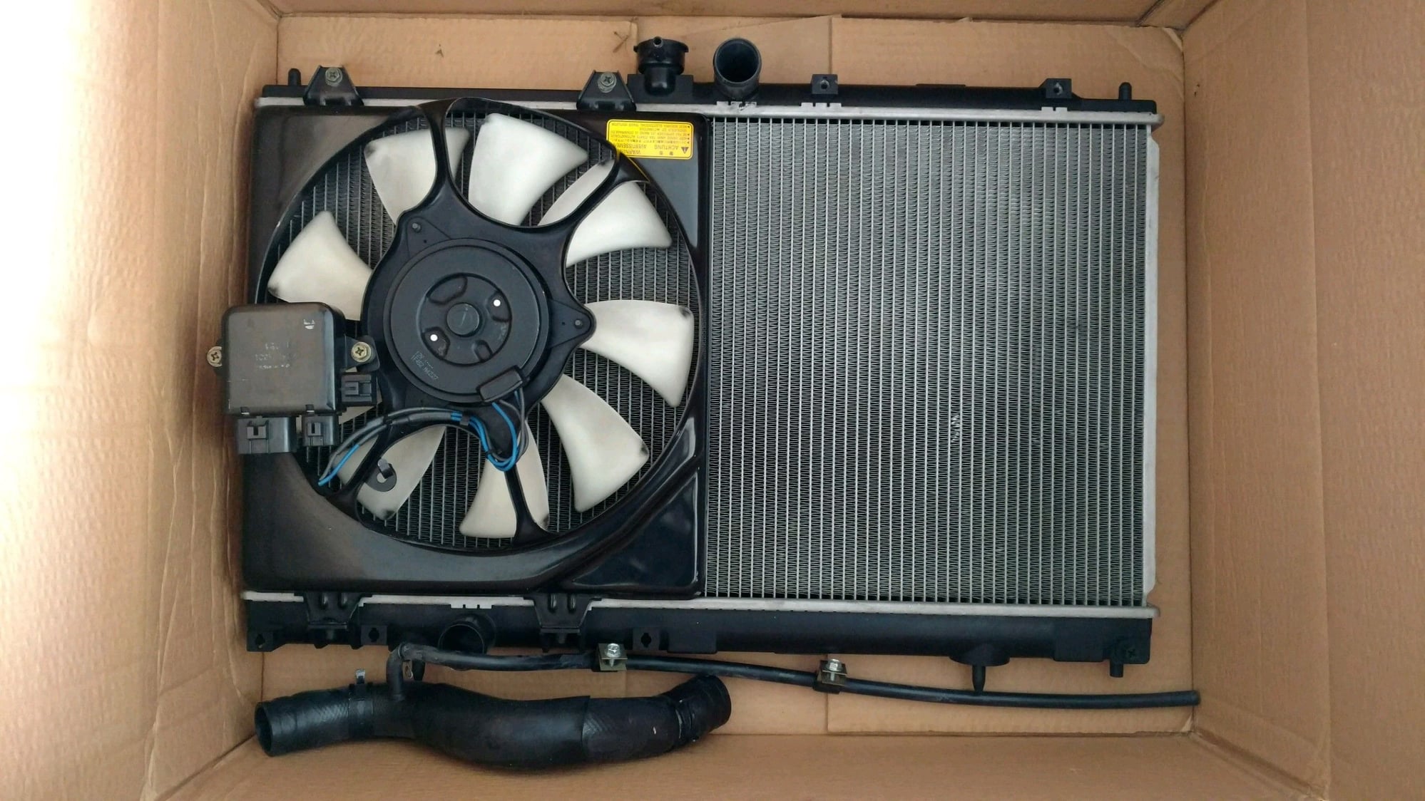 Miscellaneous - OEM Evo 8/9 radiator - Used - 2003 to 2005 Mitsubishi Lancer Evolution - Temecula, CA 92592, United States