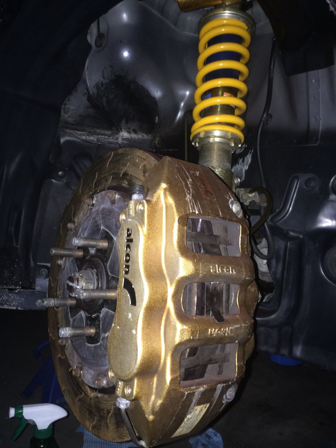 Alcon 6 piston brakes that would of put people through the front window if they had no seatbelt on 