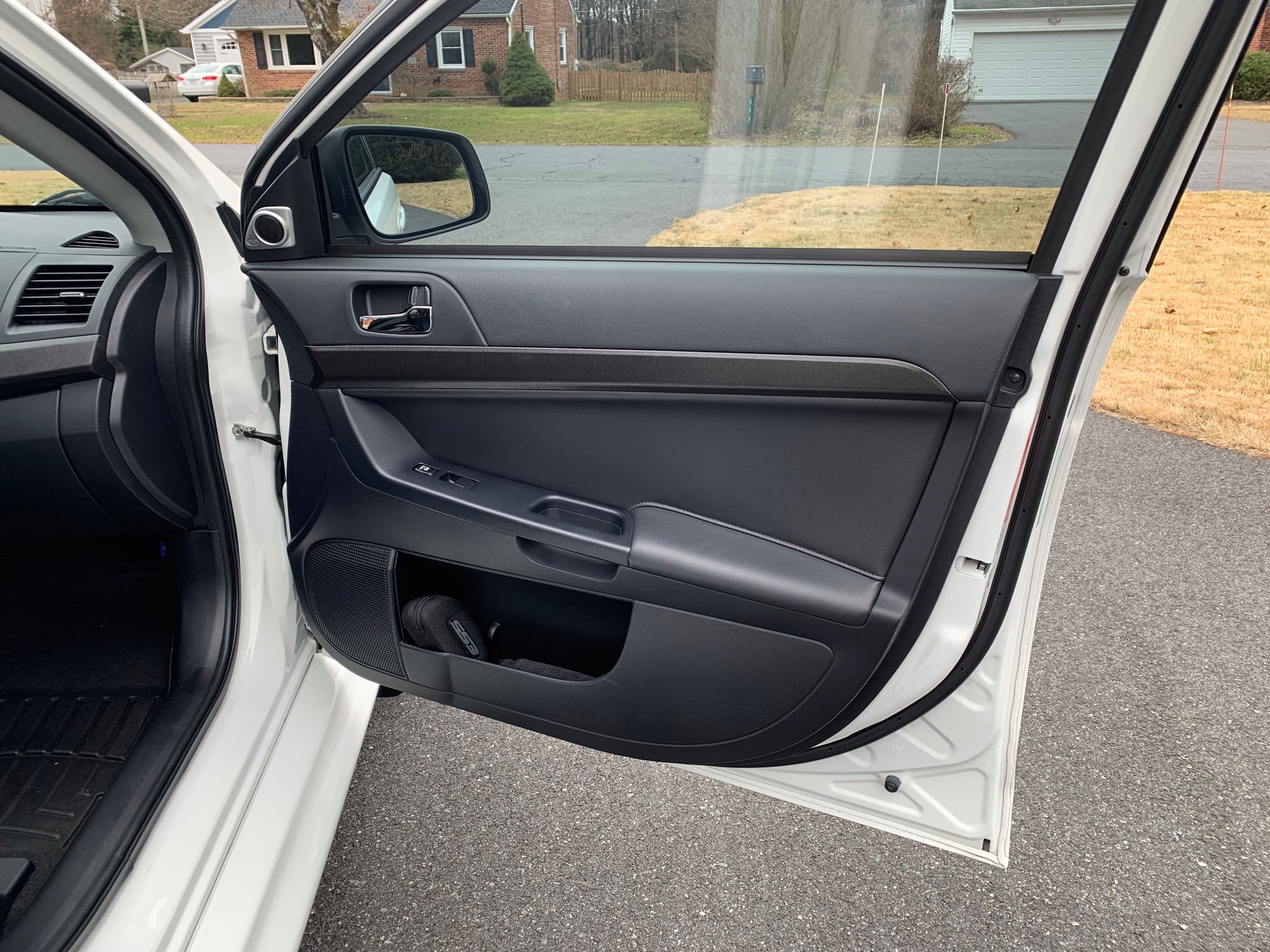 2014 Mitsubishi Lancer Evolution - FS - 2014 Mitsubishi Evolution X GSR Wicked White - One Owner - Used - VIN JA32W8FV7EU008037 - 38,000 Miles - 4 cyl - AWD - Manual - Sedan - White - Fallston, MD 21047, United States