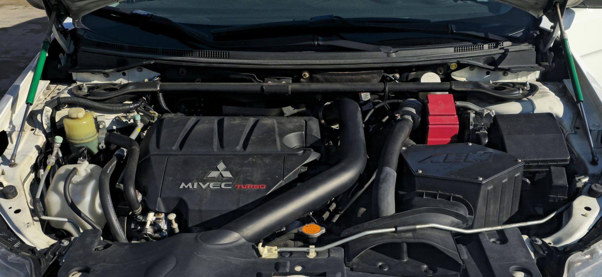 2011 Mitsubishi Lancer Evolution - 2011 GSR - Southern CA - Used - VIN JA32W8FV8BU010973 - 162,308 Miles - 4 cyl - AWD - Manual - Sedan - White - Cerritos, CA 90703, United States