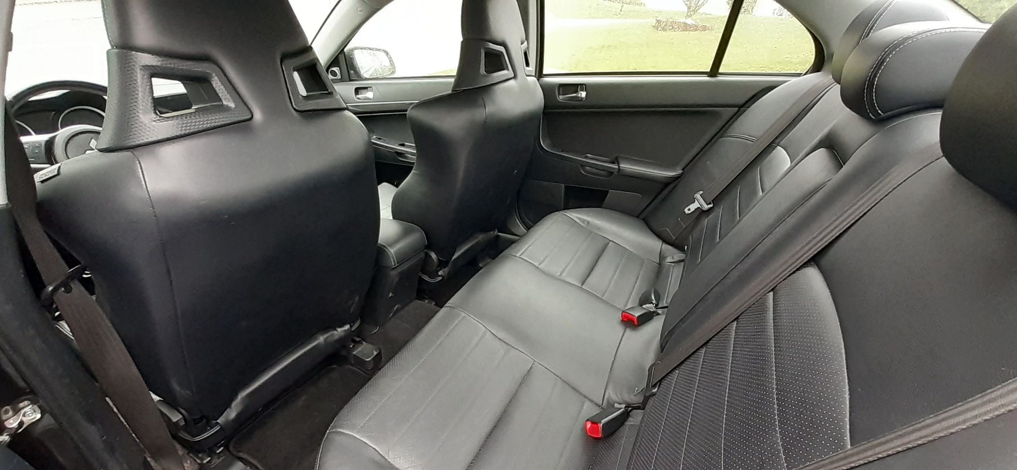 2010 Mitsubishi Lancer Evolution - 2010 Mitsubishi Lancer Evolution MR-T for sale. - Used - VIN JA32W5FV2AU027927 - 160,000 Miles - 4 cyl - Jonestown, PA 17038, United States