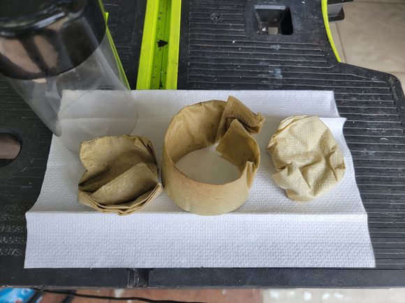 This is dry so its tinted water vapor normally but i got a bit more oil when i overfilled so....