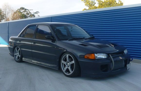 Evo II - Fully forged bottom end, HKS 272* cams, valvesprings & cam gears, T3T4 turbo, 44mm wastegate, 3" HKS exhaust, AEM fuel pump, Sard 880cc squirters...