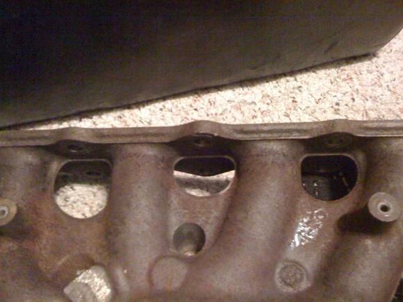 manifold 6 where runner meets flange