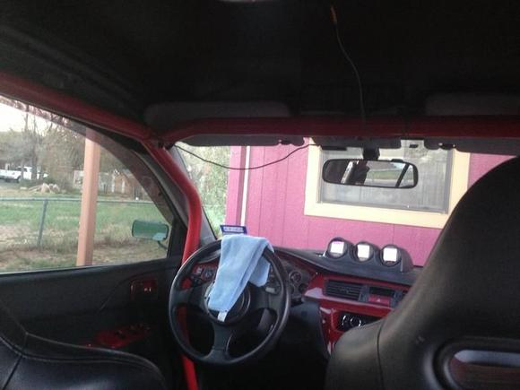 Red carbon interior
Red Bolton rollcage