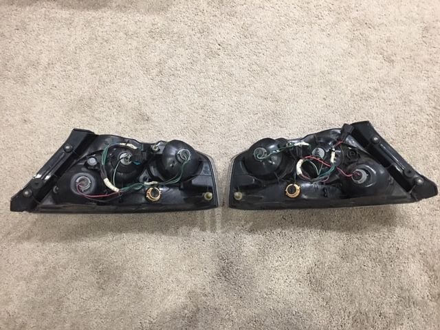 Exterior Body Parts - 2003 Mitsubishi Evolution Lancer EVO 8 OEM Tail Lights - Used - 2003 Mitsubishi Lancer Evolution - Coeur D Alene, ID 83815, United States