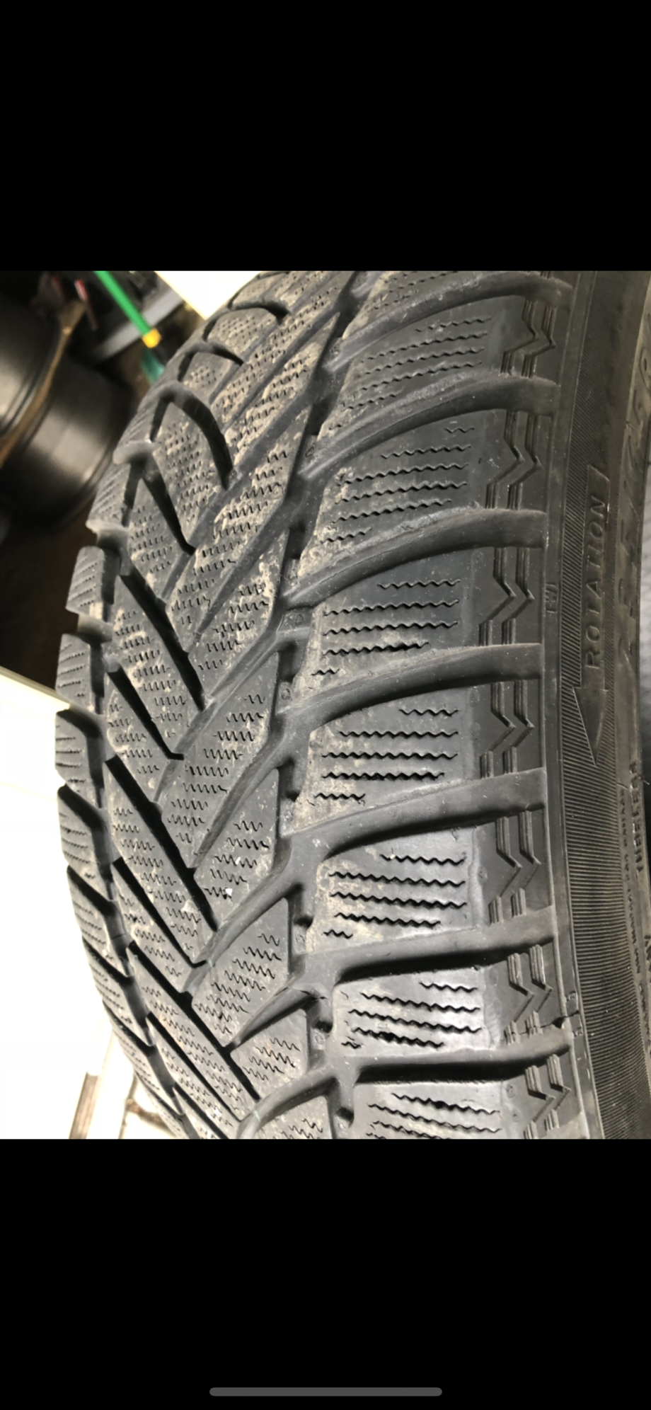 Wheels and Tires/Axles - Dunlop Snow Tires - Used - All Years Any Make All Models - Middle Village, NY 11379, United States