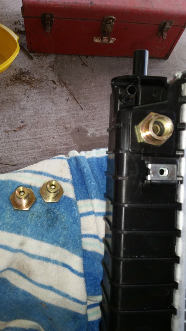 2013 Ford F150 Radiator Drain Plug Location