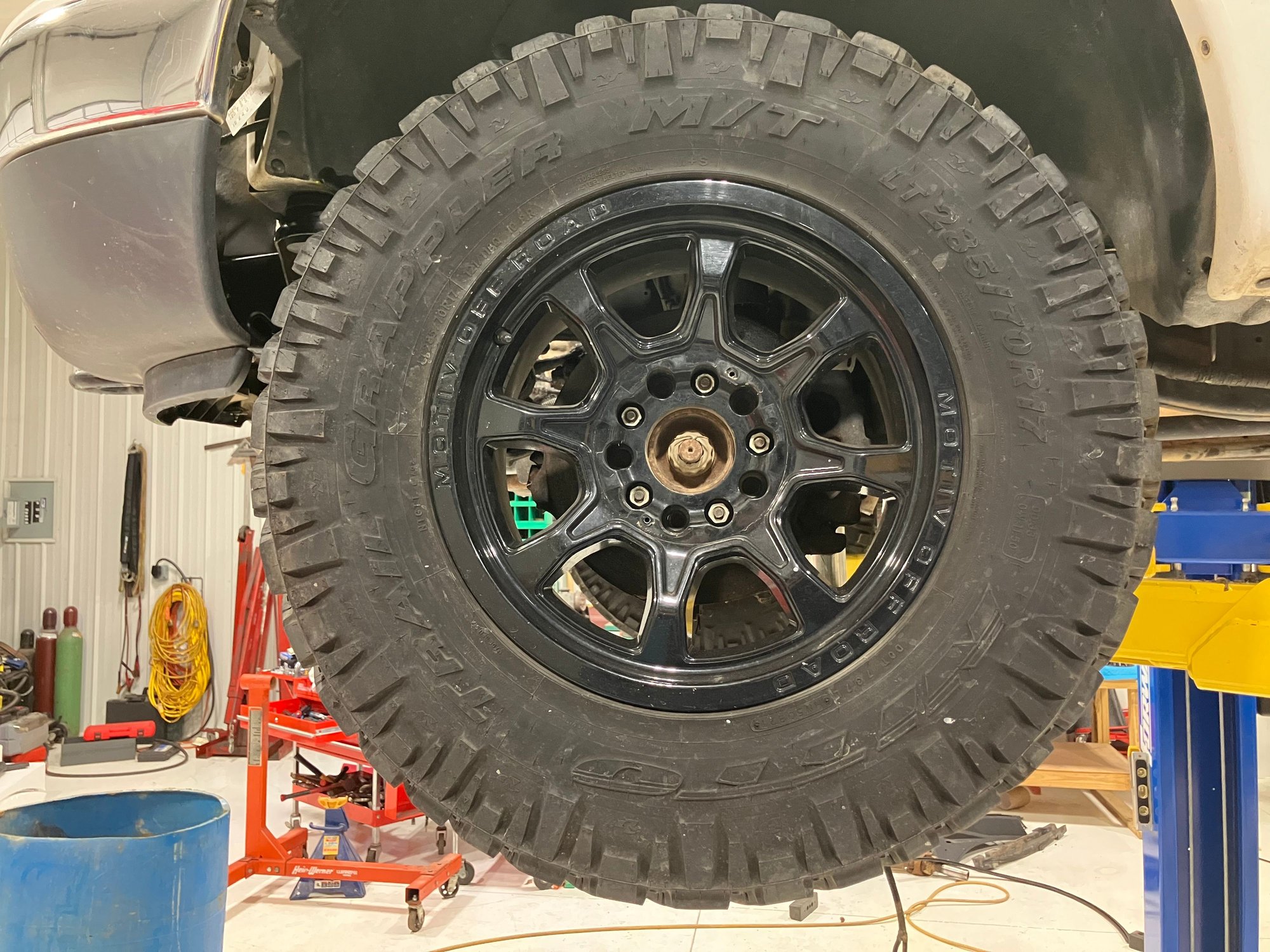 All rims look great with no curb rash. I have all the covers