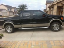 With 2&quot; Daystar Leveling Kit
