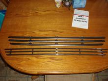 FX2 LOWER GRILLE     VS. ROUSH LOWER GRILLE   FRONT