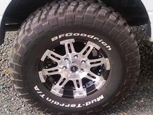 Earnhardt Jr./Mud-Terrain KM2