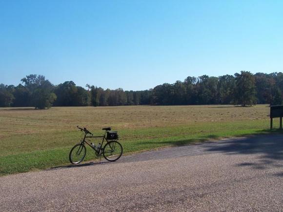 Big field at Yorktown Battlefield...no fighting here