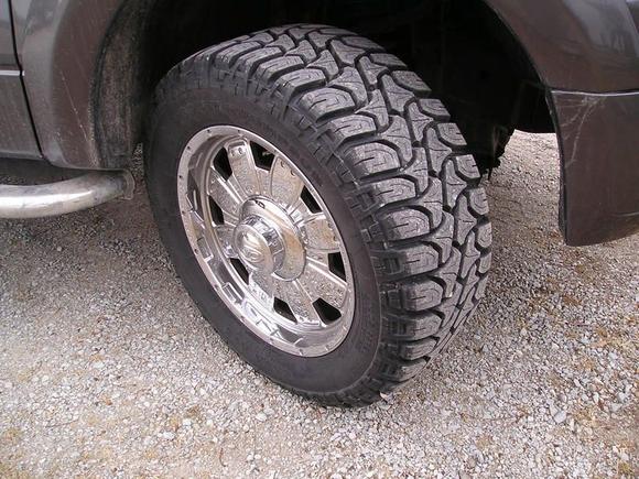 Mickey Thompson Baja ATZ Traditional

305/55/20  (33x12.5)