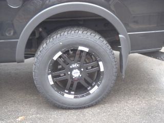 275/60-20 Cooper Zeon LTZ
20x9 Moto Metal 951