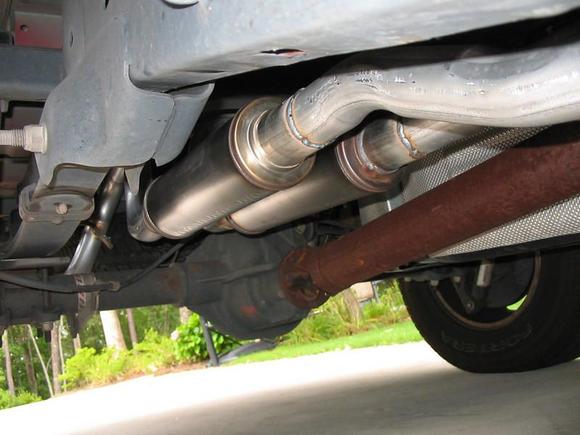 Exhaust 009