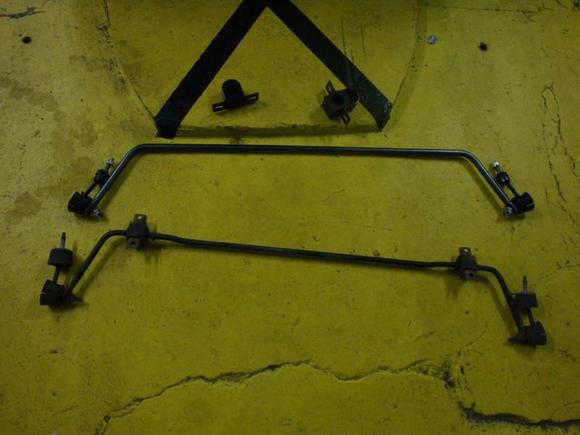 sway bar comparison

top is the helwig

bottom is the stock