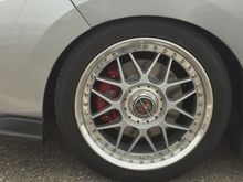The rotor covers the wheel gap