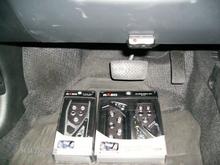 04apR09 //GTR 2008 Gd3 haTch w/ 19143 miles - oem pedals