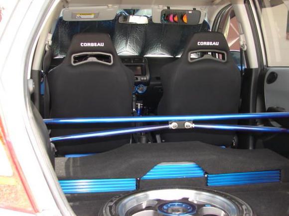 amps and rear strut bars