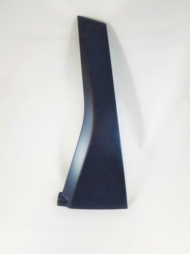 WTB (Want To Buy) 2007 Inside driver Door Panel & both Door Pillar