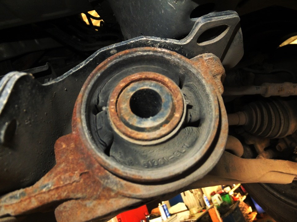 Any tips on front LCA ball joint separation? - Unofficial Honda