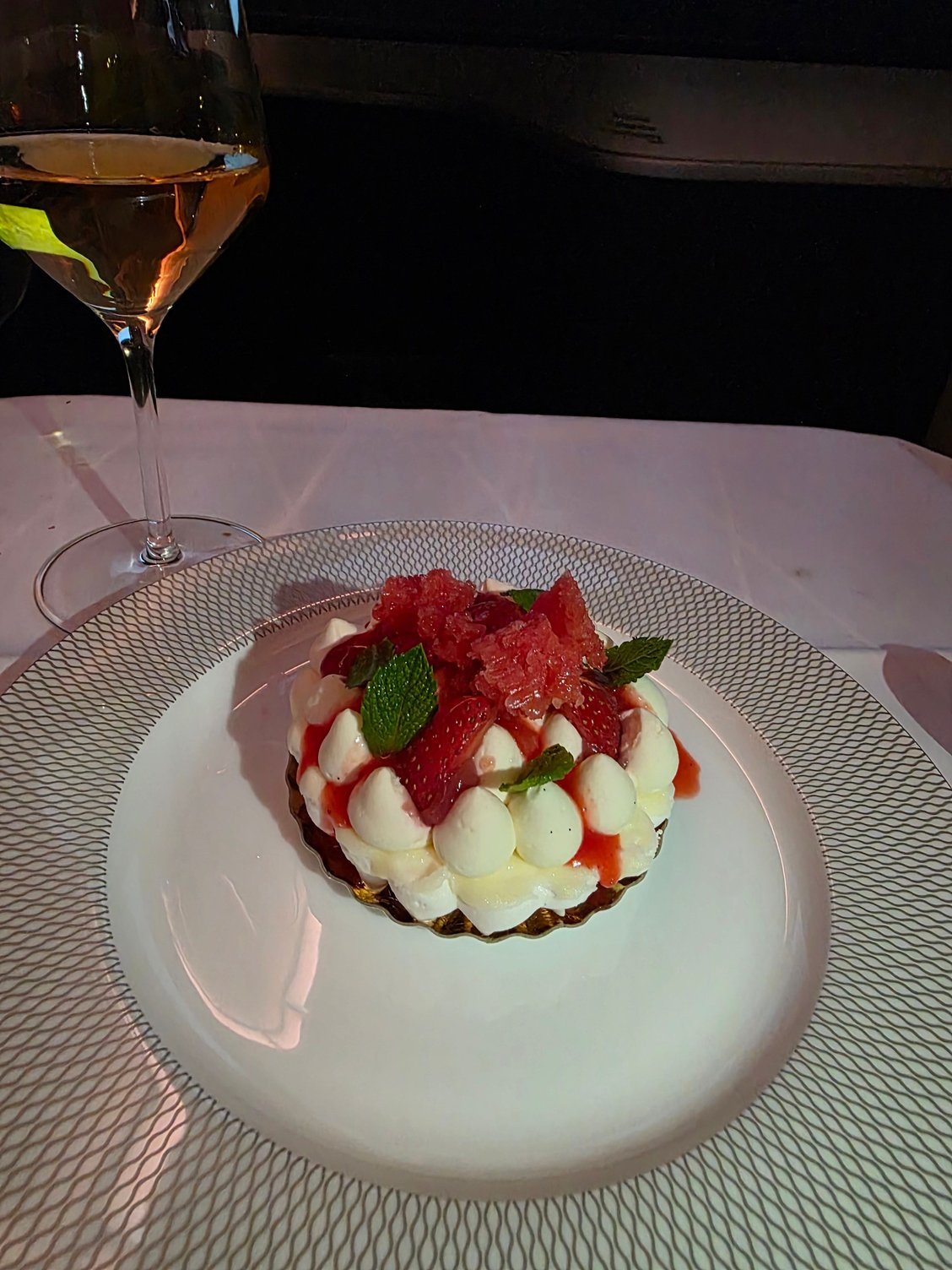 The pav, overly sweet and synthetic tasting.