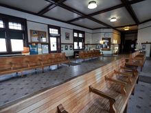 Mount Pleasant station interior