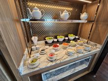 Club InterContinental breakfast buffet
