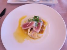 Tuna - garlic excessive, tuna quality so-so