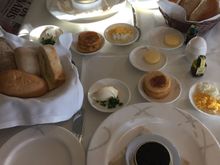 Adequate blinnies and breads for the caviar starter.