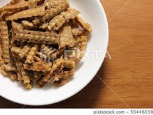 Deep-fried eel bones