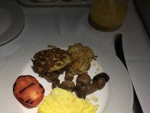 This is the crew’s makeshift version of a veggie breakfast in F cabin PHL - LHR. They said they were too embarrassed to give me the scrambled eggs, so this ‘bit of omelette’ came from Club, I was told. 
