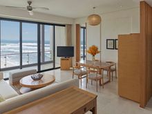 HR entry level suite